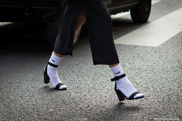 Nike socks plus heels - STYLE DU MONDE 