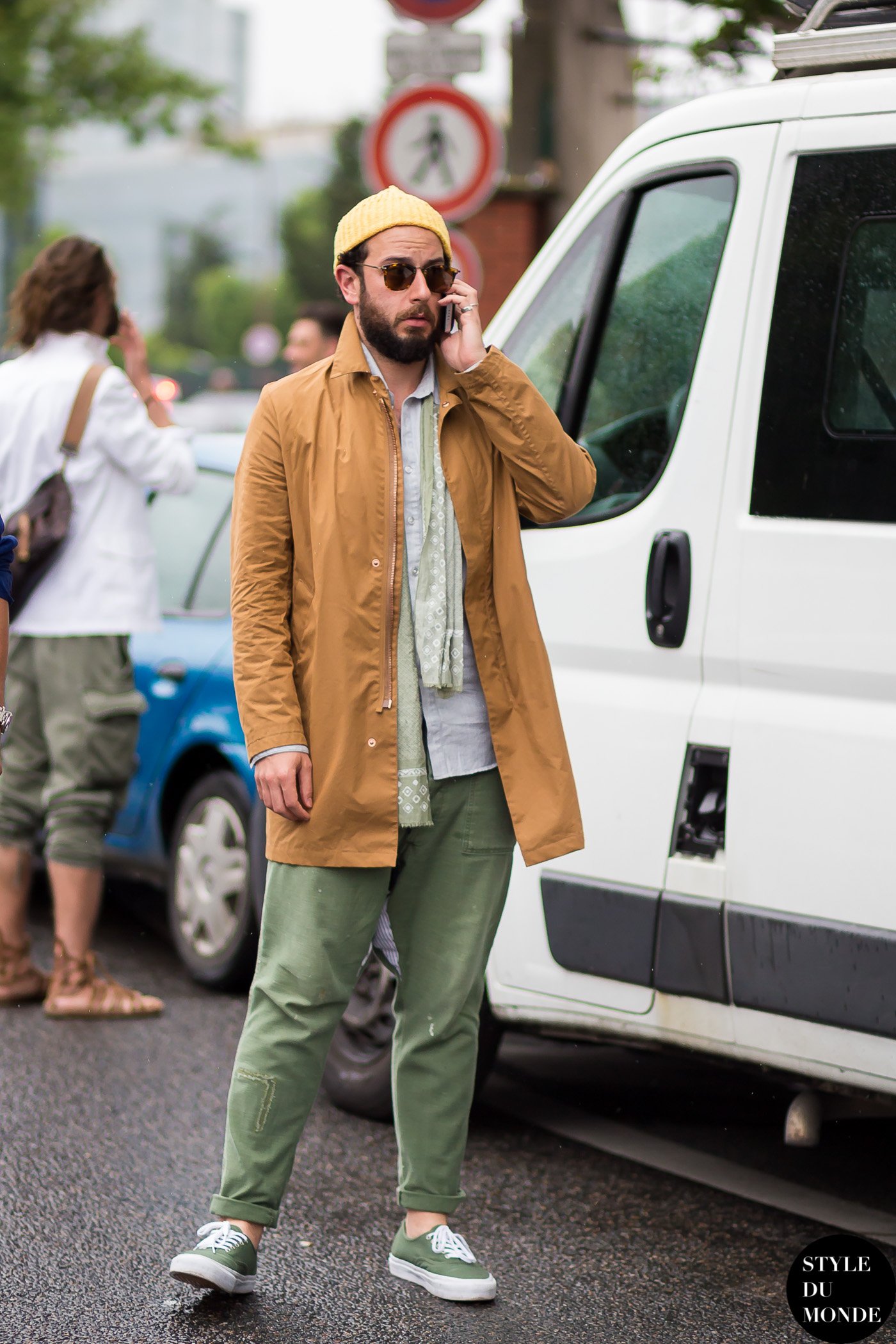 vans authentic style men