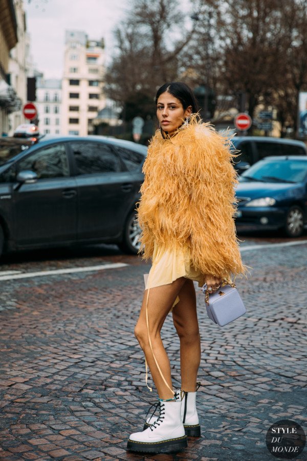 styling white doc martens