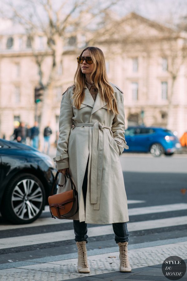 loewe gate bag street style